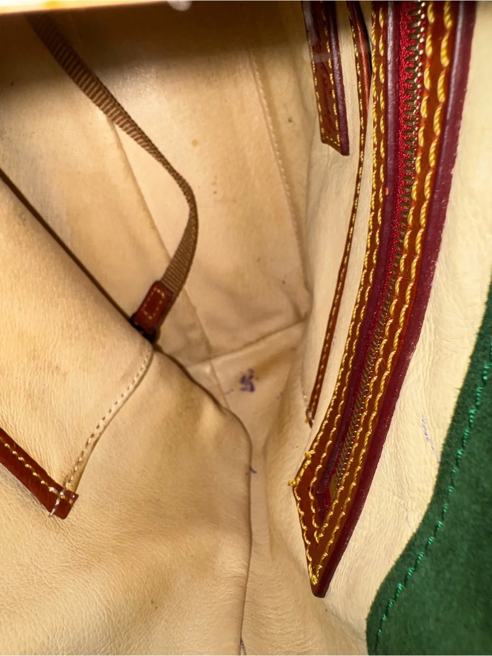 🤎 Authentic Dooney & Bourke Florentine Amelie Tote 🤎